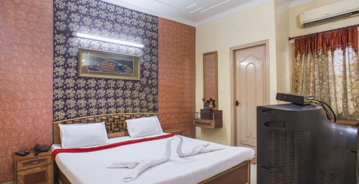 Oyo 12221 Hotel M House อัครา ภายนอก รูปภาพ